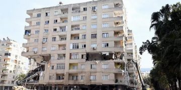 Osmaniye’de yıkımına karar verilen 469 binadan 206’sı yıkıldı