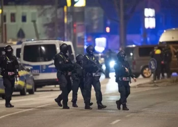 Almanya’da silahlı saldırı!