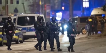 Almanya’da silahlı saldırı!