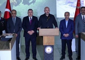 Adana’da Kökünü Kurutma Operasyonu: 212 gözaltı