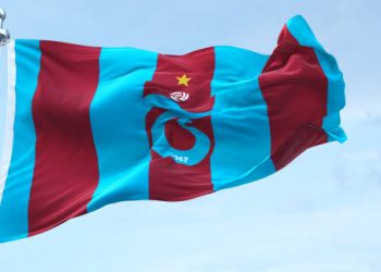 Trabzonspor Başkanı Ahmet Ağaoğlu’ndan İstifa Kararı