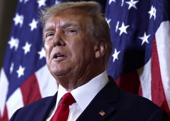 Donald Trump hakim karşısında