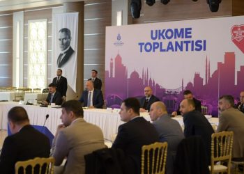 İSPARK otoparklarında elektrikli şarj istasyonu olacak