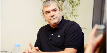 Yılmaz Özdil Kimdir? Sözcü’den Ayrıldı Mı?