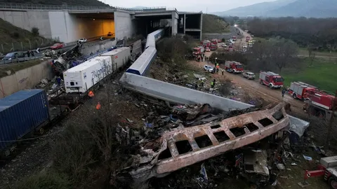 yunanistanda tren kazasi3 habermeydan