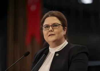 Aile ve Sosyal Hizmetler Bakanı Derya Yanık, 2431 personel alınacağını duyurdu