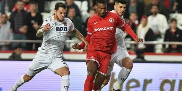 Akdeniz derbisinde kazanan Antalyaspor