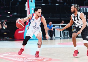 Anadolu Efes, Beşiktaş’ı 104-88 yendi