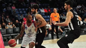 Anadolu Efes Besiktasi 104 88 yendi1 Habermeydan