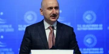 Bakan Karaismailoğlu: Artık gençlerimiz bundan sonra teknoloji ve inovasyon düşünecek