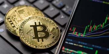 Bitcoin 10 ay sonra 30 bin doları aştı