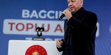 Cumhurbaşkanı Erdoğan: ”Kavgasız gürültüsüz Cumhurbaşkanı adaylarını bile belirleyemediler”