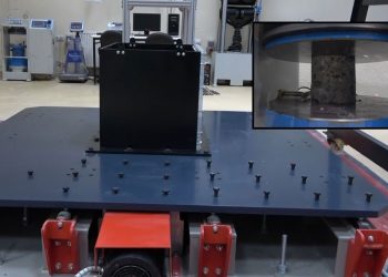 Depremde yıkılan binaların karot analizleri Muş’ta inceleniyor