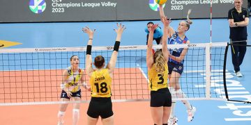 Fenerbahçe Opet, Vakıfbank’ı deplasmanda 3-0 yendi