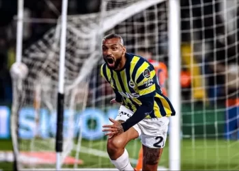 Fenerbahçe’den tarihi geri dönüş!