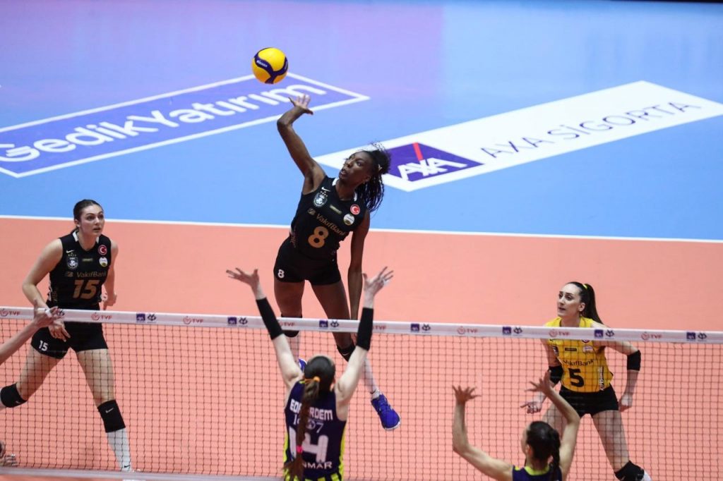 Fenerbahceyi yenen vakifbank sampiyon habermeydan