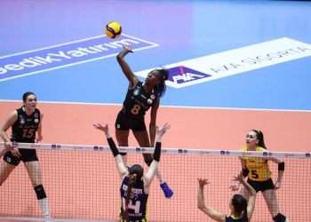 Fenerbahçe’yi yenen VakıfBank şampiyon!