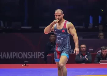 Feyzullah Aktürk 2. kez Avrupa şampiyonu!