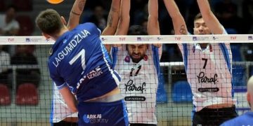 Halkbank, Arkas Spor’u 3-1 yenerek finale yükseldi