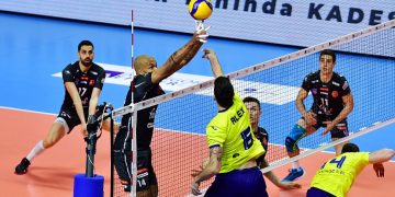 Halkbank, dev maçta Fenerbahçe’yi devirdi