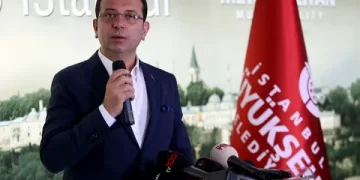 İBB İstanbul’daki depremzedelere iftar yemeği verdi