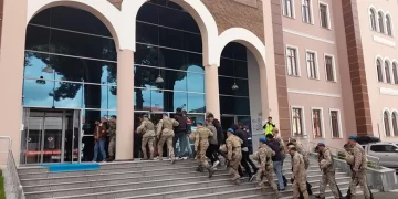 ”Kökünü Kurutma Operasyonu” 8 kişi tutuklandı!