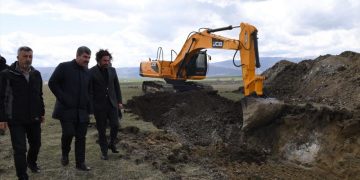 Muş Belediyesi GES projesi yapımına başladı