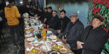 Muş Bulanık Kaymakamı, şehit aileleri ve gazilere iftar verdi
