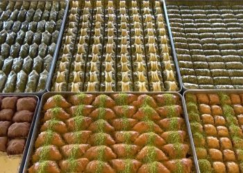 Muş’lu tatlıcılar uyardı: “Ucuz tatlılardan uzak durun”