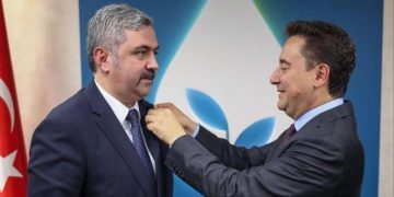 Sinop’lu Tahir Şahin, BBP’den sonra DEVA’dan da  istifa etti