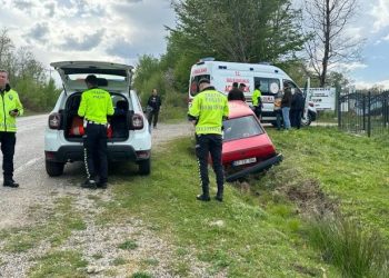 Sinop’ta otomobil şarampole düştü: 5 yaralı