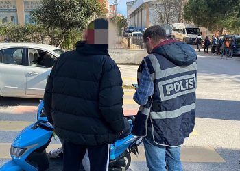 Sinop’ta yapılan denetimlerde aranan 2 şahıs yakalandı