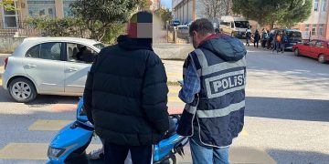 Sinop’ta yapılan denetimlerde aranan 2 şahıs yakalandı