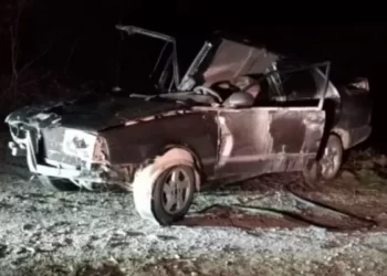 Sinop’un Erfelek ilçesinde otomobil göle düştü