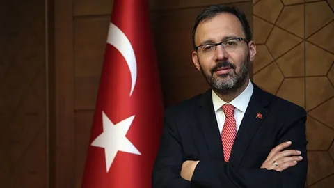 Turkiye Euro 2028 ve 2032ye resmen aday oldu Habermeydan 1