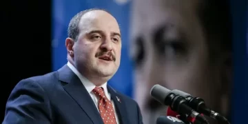 Sanayi ve Teknoloji Bakanı Varank’tan muhalefete eleştiri