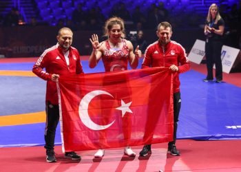 Yasemin Adar 6. kez Avrupa şampiyonu!