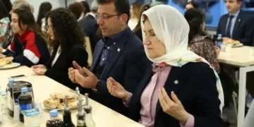 Akşener ve İmamoğlu iftarda öğrencilerle buluştu