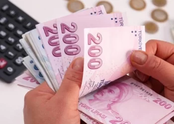 AK Parti Seçim Beyannamesi’nde ekonomi başlığı ve asgari ücret detayı