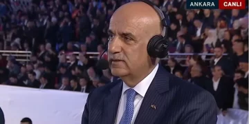 Bakan Kirişci açıkladı: Bu şehri ayağa kaldırmamız gerekiyor