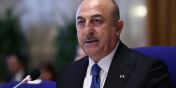 Bakan Çavuşoğlu: İsveç daha fazla adım atmalı