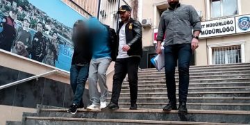 CHP binası çevresinde ateş açan şüpheli gözaltına alındı.