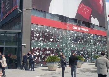 CHP İstanbul İl Başkanlığı binasına silahlı saldırıda 4 kişi adliyeye gönderildi