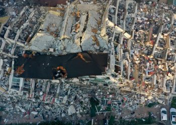 Deprem Komisyonu raporu: İmar kanununda değişiklik yapılması gerektiği belirtiliyor