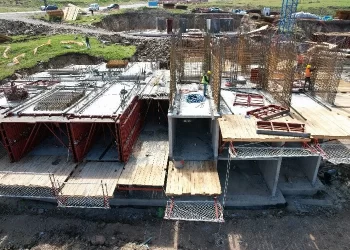 Kahramanmaraş’taki depremzedelerin konutları inşa ediliyor