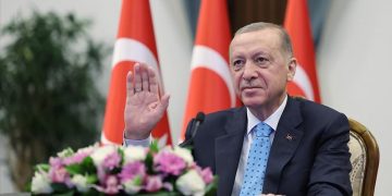 Cumhurbaşkanı Erdoğan, gençlere Akkuyu projesiyle ilgili olarak ‘Makûs talihimizi değiştirdik’ dedi