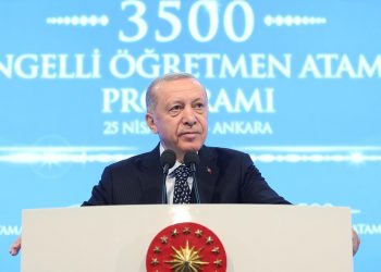 Engelli öğretmen atama töreninde konuşan Cumhurbaşkanı Erdoğan, Mayıs ayında 45 bin öğretmen ataması yapacaklarını açıkladı