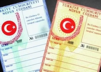 Vatandaşlar eski kimlikleriyle oy kullanabilecek mi?