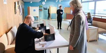 Finlandiya için tarihi seçim