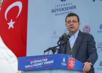 İmamoğlu açıkladı: İstanbul’a zarar veren projeleri rafa kaldırıyoruz